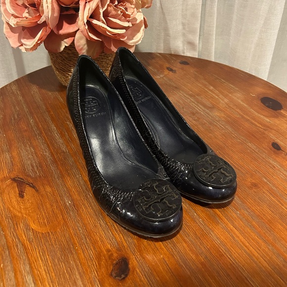 Tory Burch Chelsea Patent Leather Wedges - Picture 1 of 5